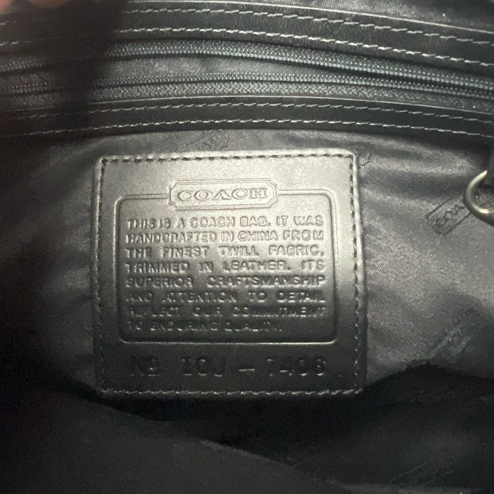 Coach Shoulder Bag - Picture 5 of 7